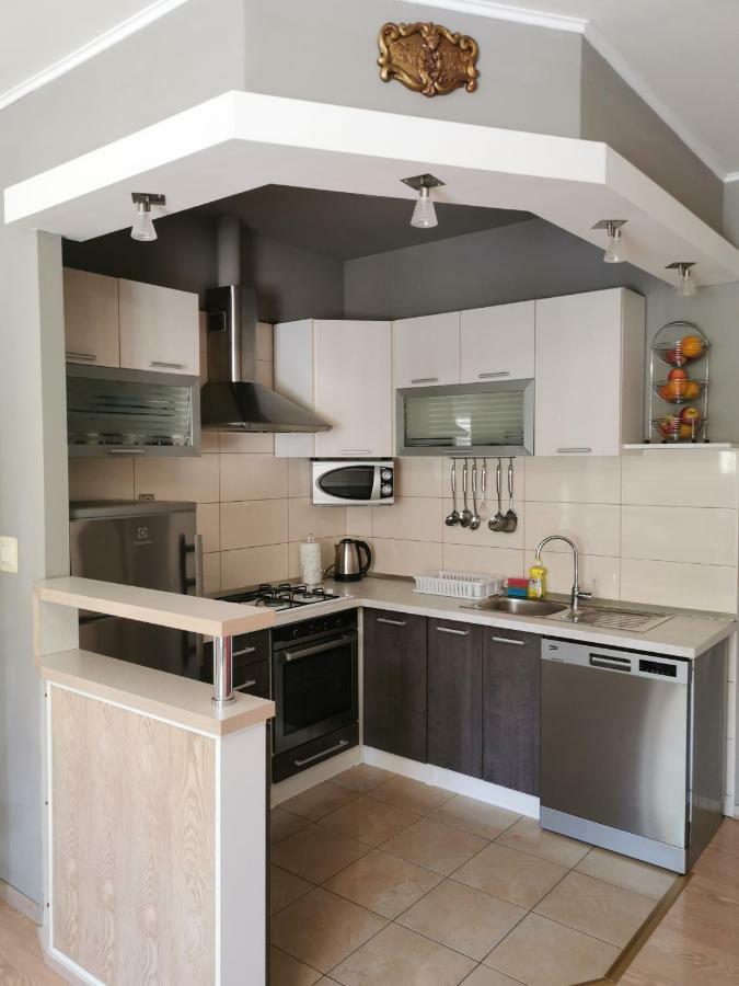 Big And Spacious Apartment In The Heart Of Omis Bagian luar foto